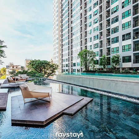 Favstay - The Base Central Паттайя Экстерьер фото