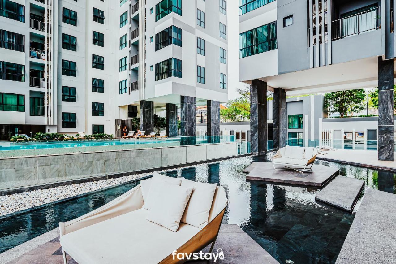 Favstay - The Base Central Паттайя Экстерьер фото